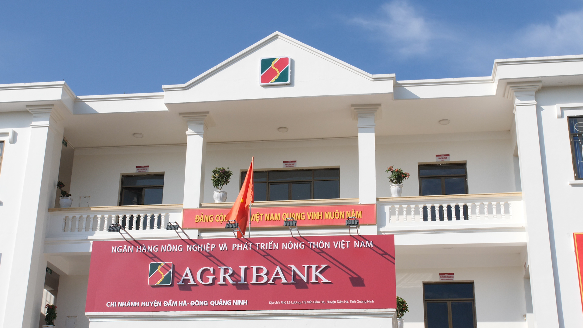 Ngân hàng Agribank Hà Tĩnh thông tin liên hệ địa chỉ số điện thoại tổng đài
